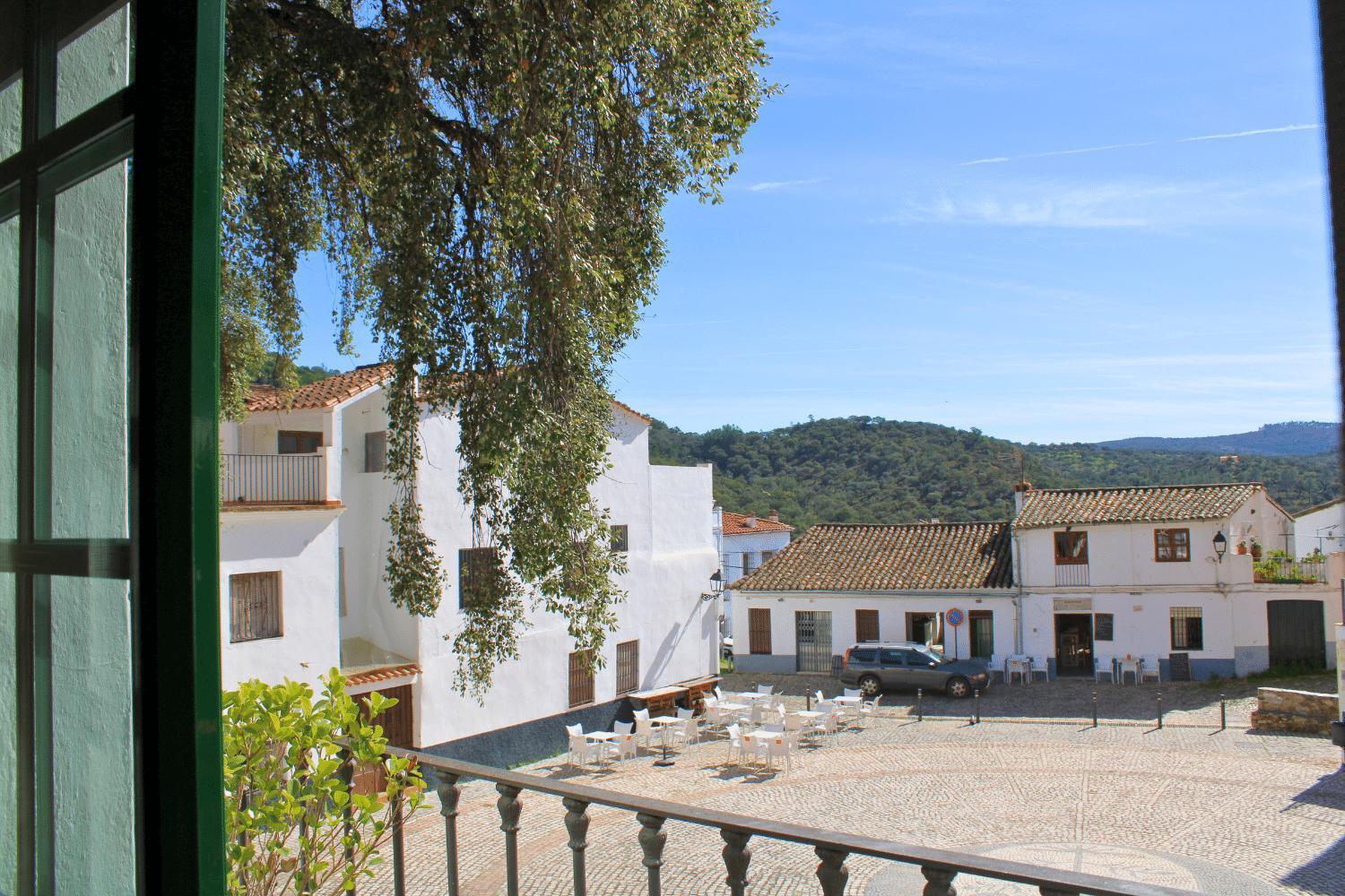 הוילה לינארס דה לה סיירה El Balcon De Linares By Sierra Viva מראה חיצוני תמונה